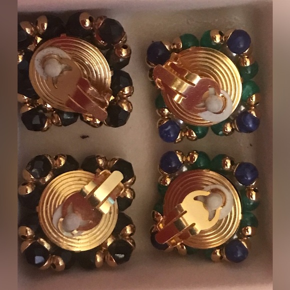 7 sets of vintage Francoise Montague clip earrings. Made in France